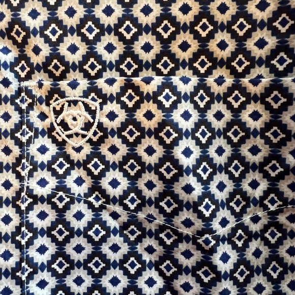 Men's Ariat Button Down Shirt XXL - Picture 3 of 6